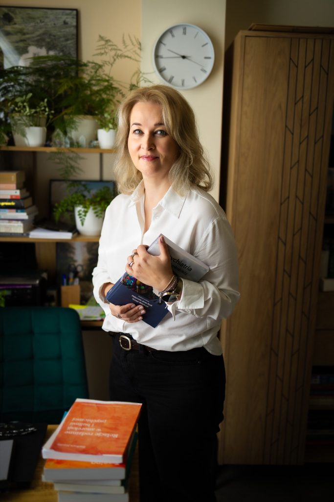 Katarzyna Jakóbiec-Wieteska – psychoterapeutka w gabinecie w Bielsku-Białej